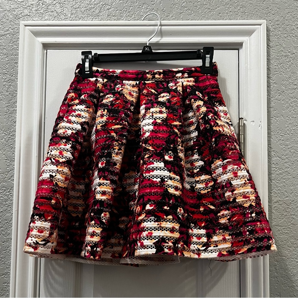 Saks Fifth Avenue Red, Black & White Patterned Pleated Skirt